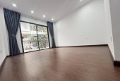 11.5 tỷ - Nhà phố Vũ Trọng Phụng 49m2, Thang máy chờ, ôtô tránh, gara ôtô, kinh doanh.