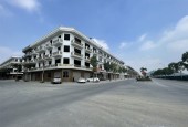 CĂN GÓC  4 TẦNG. SANG TÊN SỔ NGAY, VIEW CÔNG VIÊN. LH: 0966 343 969
