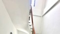 Nhà PHẠM VĂN ĐỒNG LÔ GÓC 39/64m, 5 Tầng Một Bước Ra Phố - Giao Thông Thuận Lợi Nhỉnh nhỉnh 11 tỷ